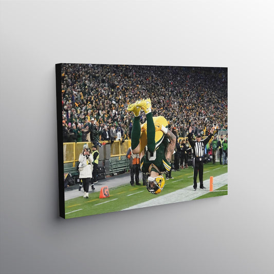 Christian Watson | Flip | Green Bay Packers | Sports Wall Art | Canvas | Man Cave Gift